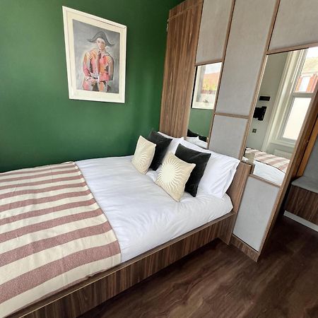 Cozy London Apartment With Great Location Εξωτερικό φωτογραφία